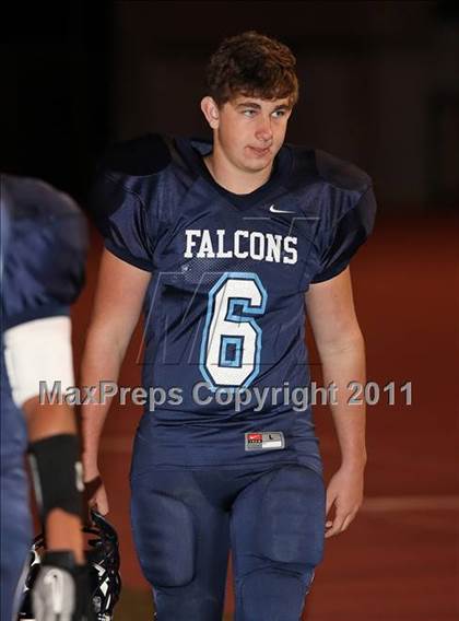 Thumbnail 1 in Muir vs. Crescenta Valley photogallery.