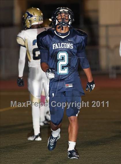 Thumbnail 3 in Muir vs. Crescenta Valley photogallery.