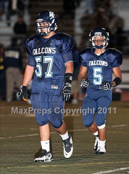 Thumbnail 3 in Muir vs. Crescenta Valley photogallery.