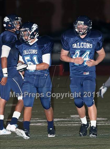 Thumbnail 2 in Muir vs. Crescenta Valley photogallery.