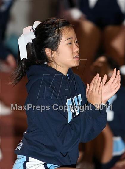 Thumbnail 3 in Muir vs. Crescenta Valley photogallery.
