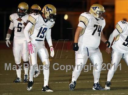 Thumbnail 2 in Muir vs. Crescenta Valley photogallery.