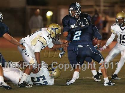 Thumbnail 2 in Muir vs. Crescenta Valley photogallery.