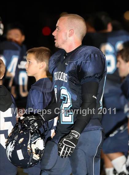 Thumbnail 1 in Muir vs. Crescenta Valley photogallery.