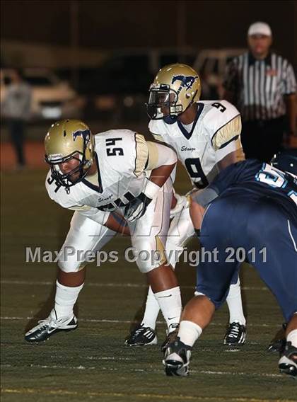 Thumbnail 3 in Muir vs. Crescenta Valley photogallery.