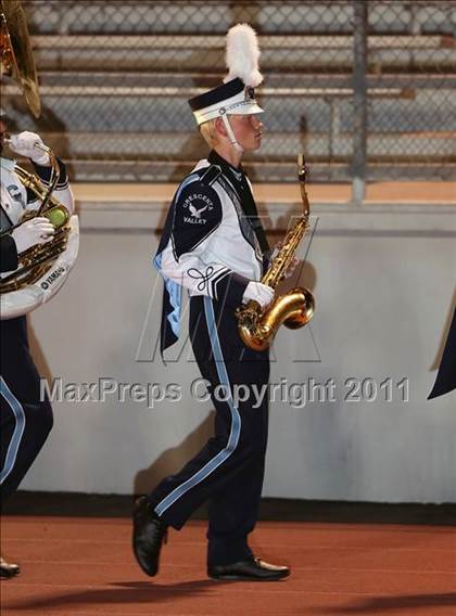 Thumbnail 1 in Muir vs. Crescenta Valley photogallery.