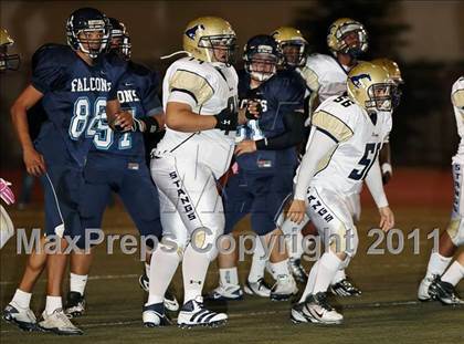 Thumbnail 3 in Muir vs. Crescenta Valley photogallery.