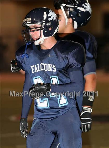 Thumbnail 2 in Muir vs. Crescenta Valley photogallery.