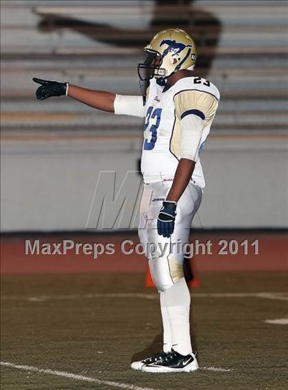 Thumbnail 3 in Muir vs. Crescenta Valley photogallery.