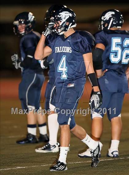 Thumbnail 1 in Muir vs. Crescenta Valley photogallery.
