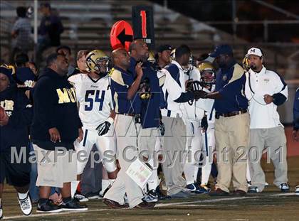 Thumbnail 2 in Muir vs. Crescenta Valley photogallery.