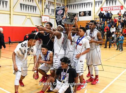 Thumbnail 1 in St. Patrick-St. Vincent vs. Salesian College Preparatory (CIF NCS D4 Final) photogallery.