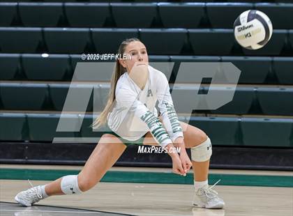 Thumbnail 2 in Calvary Christian vs Pine Crest (FHSAA 3A-13 Semifinal) photogallery.
