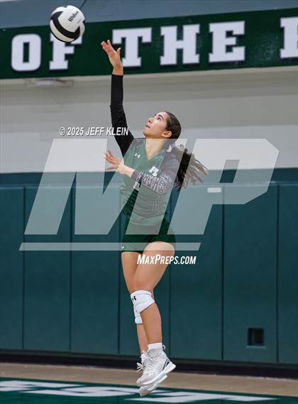 Thumbnail 1 in Calvary Christian vs Pine Crest (FHSAA 3A-13 Semifinal) photogallery.