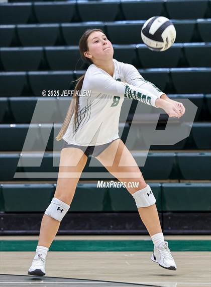 Thumbnail 2 in Calvary Christian vs Pine Crest (FHSAA 3A-13 Semifinal) photogallery.