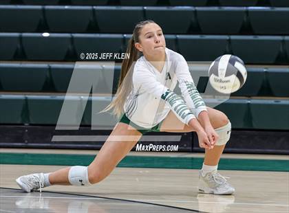 Thumbnail 3 in Calvary Christian vs Pine Crest (FHSAA 3A-13 Semifinal) photogallery.
