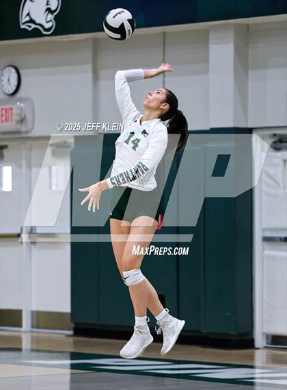 Thumbnail 2 in Calvary Christian vs Pine Crest (FHSAA 3A-13 Semifinal) photogallery.