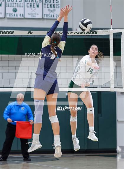 Thumbnail 2 in Calvary Christian vs Pine Crest (FHSAA 3A-13 Semifinal) photogallery.