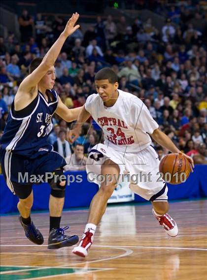 Thumbnail 2 in St. John's Prep vs Central Catholic (MIAA Division 1 North Final) photogallery.