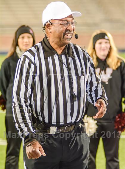 Thumbnail 2 in Wylie vs South Oak Cliff (UIL 4A Regional Playoff) photogallery.