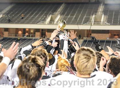 Thumbnail 1 in Wylie vs South Oak Cliff (UIL 4A Regional Playoff) photogallery.