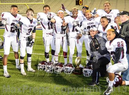 Thumbnail 3 in Wylie vs South Oak Cliff (UIL 4A Regional Playoff) photogallery.