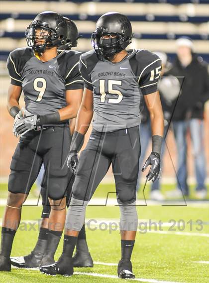 Thumbnail 2 in Wylie vs South Oak Cliff (UIL 4A Regional Playoff) photogallery.