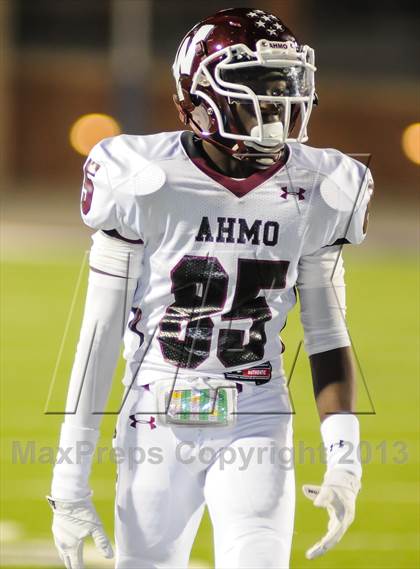 Thumbnail 1 in Wylie vs South Oak Cliff (UIL 4A Regional Playoff) photogallery.