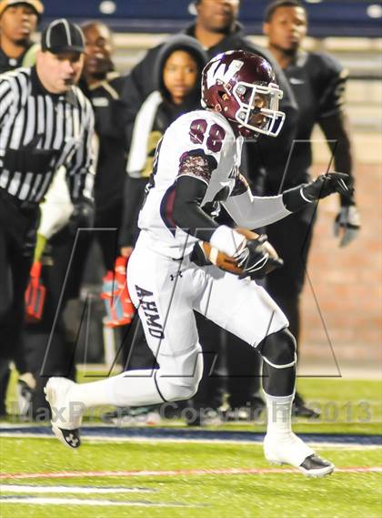 Thumbnail 3 in Wylie vs South Oak Cliff (UIL 4A Regional Playoff) photogallery.
