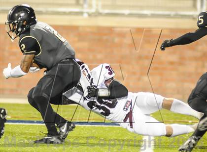 Thumbnail 3 in Wylie vs South Oak Cliff (UIL 4A Regional Playoff) photogallery.