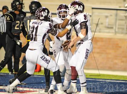 Thumbnail 3 in Wylie vs South Oak Cliff (UIL 4A Regional Playoff) photogallery.