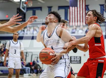Thumbnail 2 in Park Hill vs Lee's Summit West - 810 Varsity Showcase photogallery.