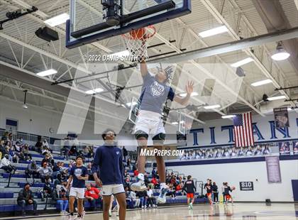 Thumbnail 2 in Park Hill vs Lee's Summit West - 810 Varsity Showcase photogallery.