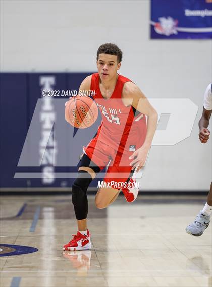 Thumbnail 2 in Park Hill vs Lee's Summit West - 810 Varsity Showcase photogallery.