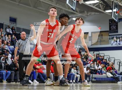 Thumbnail 3 in Park Hill vs Lee's Summit West - 810 Varsity Showcase photogallery.