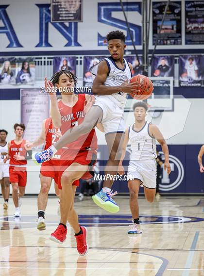 Thumbnail 1 in Park Hill vs Lee's Summit West - 810 Varsity Showcase photogallery.