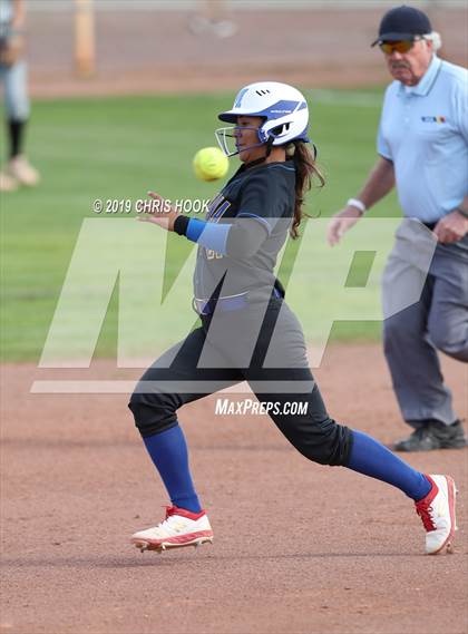 Thumbnail 2 in Marana vs. Vista Grande photogallery.