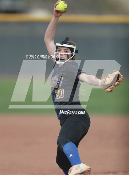 Thumbnail 2 in Marana vs. Vista Grande photogallery.