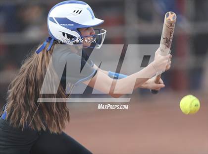 Thumbnail 3 in Marana vs. Vista Grande photogallery.