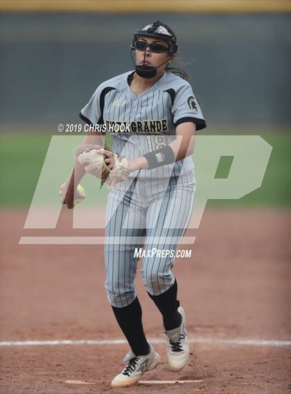 Thumbnail 1 in Marana vs. Vista Grande photogallery.