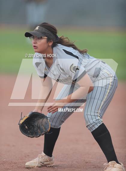 Thumbnail 2 in Marana vs. Vista Grande photogallery.