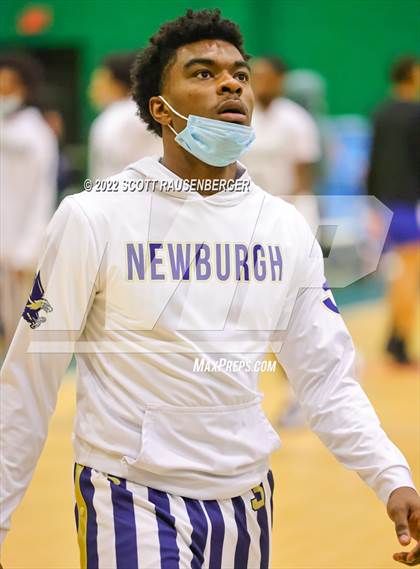 Thumbnail 2 in Newburgh Free Academy vs. Middletown photogallery.