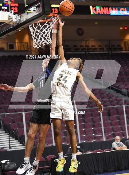 Thumbnail 3 in Bingham @ Crean Lutheran (Tarkanian Classic) photogallery.