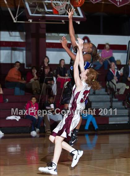 Thumbnail 2 in FR: Clear Springs Freshmen @ Clear Creek Freshmen photogallery.