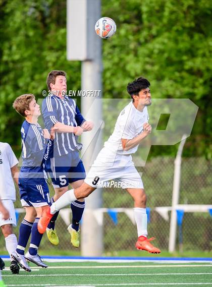 Thumbnail 3 in Squalicum vs Lynnwood photogallery.