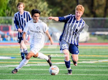 Thumbnail 2 in Squalicum vs Lynnwood photogallery.