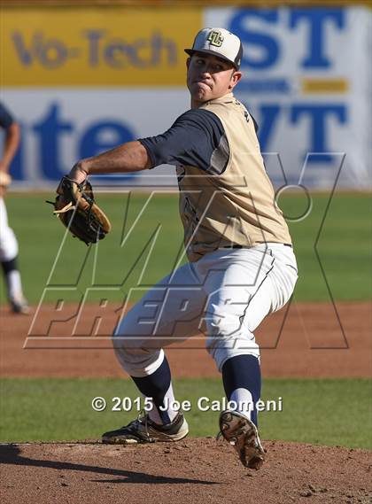 Thumbnail 3 in MacArthur [Douglas] vs O'Connor (UIL 6A Area Playoff) photogallery.