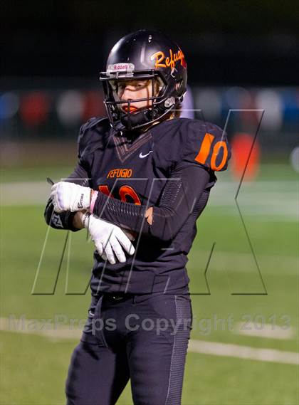 Thumbnail 2 in East Bernard vs. Refugio (UIL 2A Semifinal playoffs) photogallery.