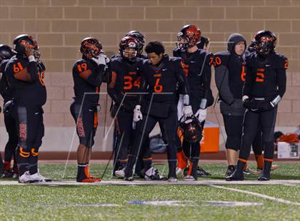 Thumbnail 1 in East Bernard vs. Refugio (UIL 2A Semifinal playoffs) photogallery.