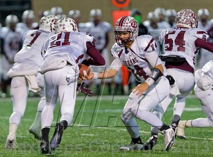 Thumbnail 2 in East Bernard vs. Refugio (UIL 2A Semifinal playoffs) photogallery.